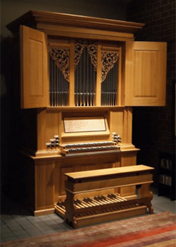 A two-manual 3-stop practice organ by Dirk Flentrop